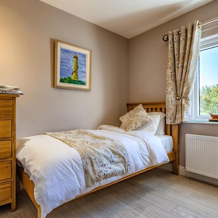 Tintawn House Hotell Sandyford Exteriör bild
