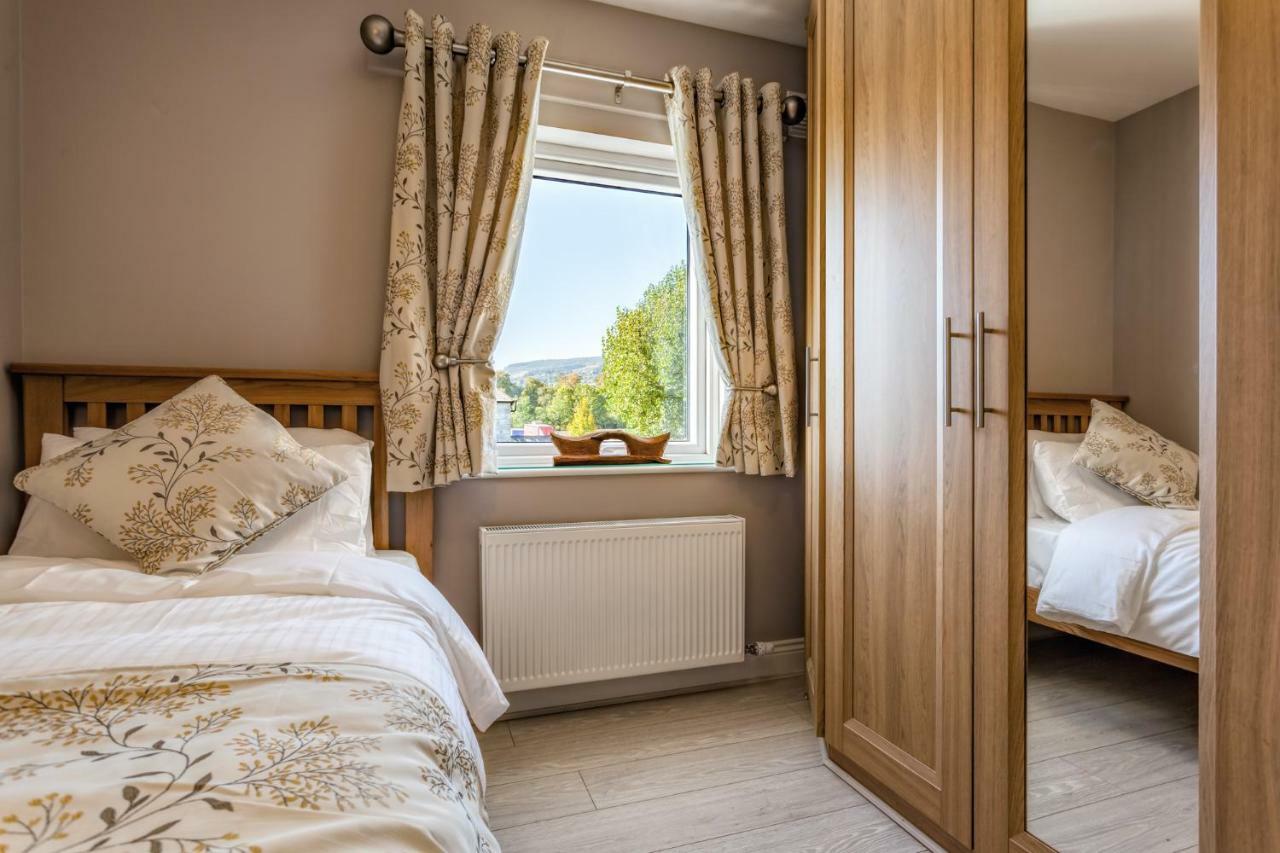Tintawn House Hotell Sandyford Exteriör bild